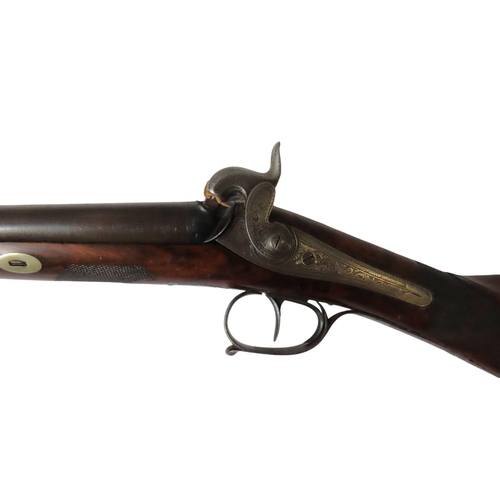 246 - A PERCUSSION DOUBLE BARRELLED SHOTGUN BY SPENCER OF SHEFFIELD with browned damascus barrels, horn ti... 