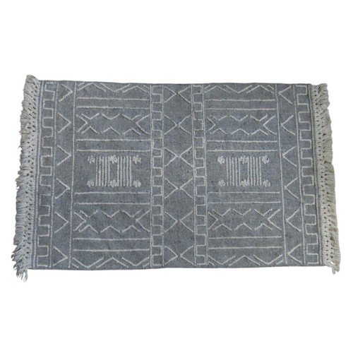 151 - BENI OURAIN STYLE RUG AND ANOTHER CONTEMPORARY RUGGrey and white rug 172cm x 117cm Beni Ourain rug 1... 