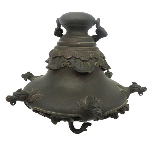 586 - A JAPANESE BRONZE HANGING LANTERN FITTING, the bell shaped fitting with six dragon head fixtures, ab... 