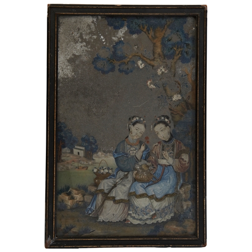 386 - A GOOD CHINESE REVERSE PAINTING ON MIRRORQIANLONG PERIOD (1736-1795)仕女图纹玻璃镜 清 乾隆finely painted with ... 