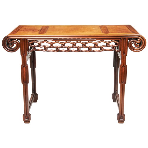 430 - A CHINESE 'HONGMU' SIDE TABLE1850-1900红木桌 1850-1900with scroll ends carved as double rope extending ... 