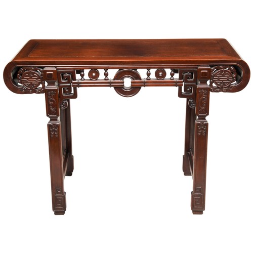 431 - A CHINESE 'HONGMU' HARDWOOD SIDE TABLE CIRCA 1900红木桌 1900with scroll ends, each scroll enclosing on ... 