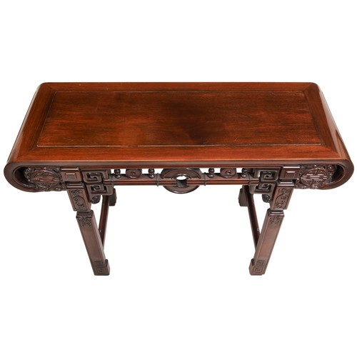 431 - A CHINESE 'HONGMU' HARDWOOD SIDE TABLE CIRCA 1900红木桌 1900with scroll ends, each scroll enclosing on ... 