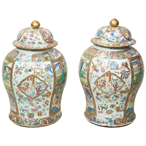 223 - A PAIR OF LARGE FAMILLE ROSE COVERED JARS, QING DYNASTY, 19TH CENTURY广彩将军罐一对 清 19世纪the baluster side... 