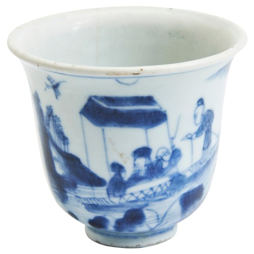 92 - A CHINESE BLUE AND WHITE WINE CUP WITH POEM QING DYNASTY (1644-1911)青花’夜游赤壁‘诗文杯 清(1644-1911)depicts ... 