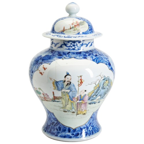 188 - AN UNDERGLAZE BLUE AND FAMILLE ROSE COVERED VASELATE QING / REPUBLIC PERIOD粉彩人物盖罐 清 晚清/民国 the sides ... 