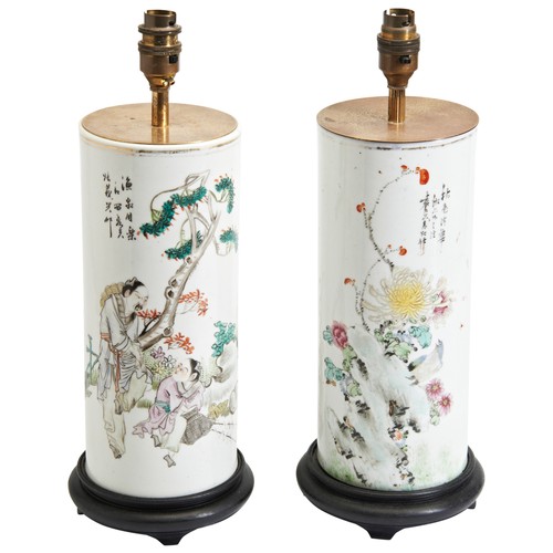 191 - A MATCHED PAIR OF CHINESE FAMILLE VERTE CYLINDRICAL VASES LATE QING TO REPUBLIC粉彩花卉纹瓶 晚清/民国decorated... 