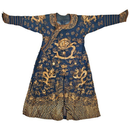 363 - A CHINESE BLUE GUAZE SUMMER 'DRAGON' ROBELATE QING DYNASTY晚清石青地鍛綉金丝龍紋袍worked in gold thread with nin... 