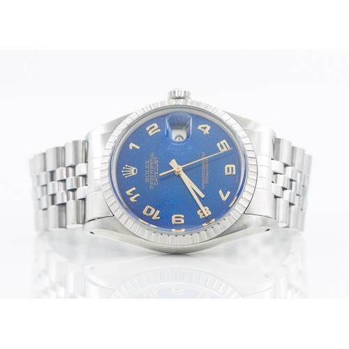 217 - 1980-81 ROLEX DATEJUST WATCHRolex Datejust with beautiful blue jubilee dial with gold hand and numbe... 