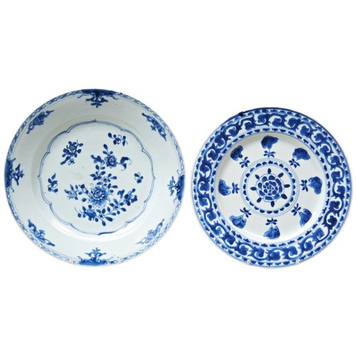 245 - TWO CHINESE EXPORT BLUE AND WHITE DISHESQING DYNASTY, 18TH CENTURYeach painted in underglaze blue wi... 