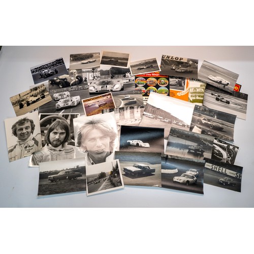 86 - SIGNED PHOTOGRAPH OF ROY SALVADORI, AND OTHER RACING PHOTOGRAPHS AND PROGRAMMESA signed photograph o... 