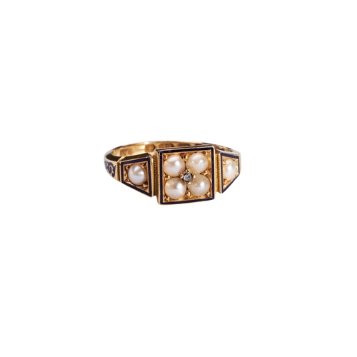 226 - A LATE VICTORIAN MOURNING RING, CIRCA 1890set with four half pearls in a square mount with diamond h... 