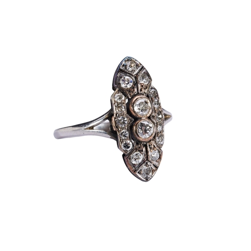 353 - AN EARLY 20TH CENTURY DIAMOND AND PLATINUM RING, circa 1915the marquise shaped mount set with two ol... 