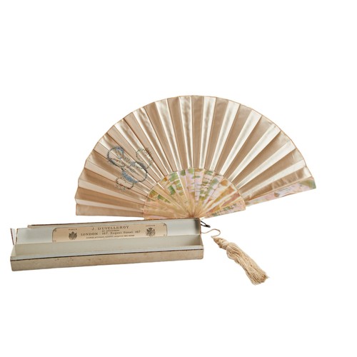 391 - DUVELLEROY, PARIS, A FAN;with mother of pearl guards and sticks, the silk leaf painted with a floral... 