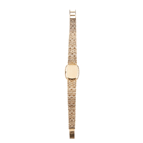 421 - ROLEX 18CT GOLD 1970S LADIES DIAMOND SET WRISTWATCH THE TEXTURED DIAL WITH BATON NUMERALS, SET WITH ... 