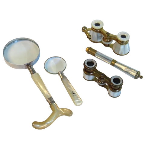 447 - TWO SILVER AND MOTHER OF PEARL MAGNIFYING GLASSES TOGETHER WITH TWO PAIRS OF MOTHER OF PEARL OPERA G... 