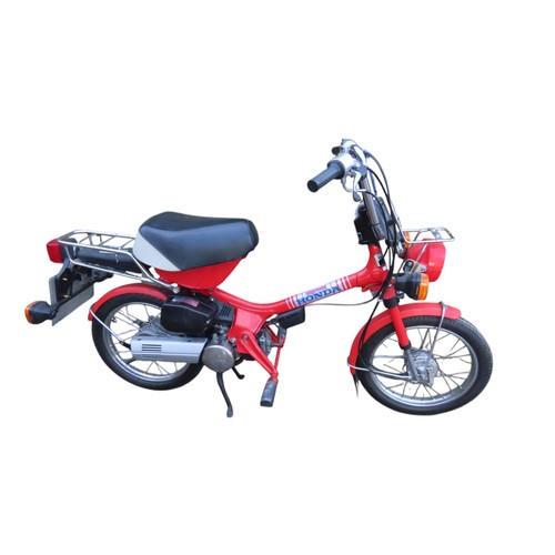 160 - A 1983 HONDA EXPRESS NC50 GC MOPED, 49 CC, Reg: B43 BGKNB: The Honda Express or Honda NC50 is a scoo... 