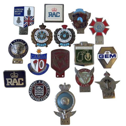 158 - A MIXED GROUP OF SEVENTEEN VINTAGE BAR & RADIATOR BADGES, including RAC badges and two Belgian T... 