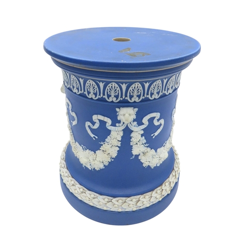 188 - A WEDGWOOD BLUE JASPER WARE SQUAT PEDESTAL AND A PAIR OF WEDGWOOD BLUE JASPER CACHE POTS21cm max... 