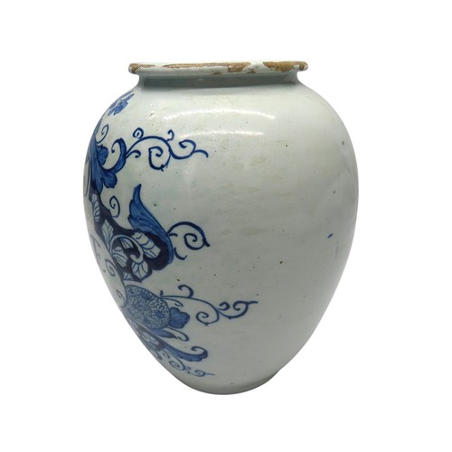 213 - AN 18TH CENTURY SPANISH DRUG JAR in blue and white with the word 'Spaanse' (Spanish). Within a folia... 