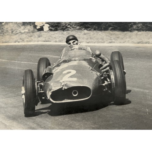 156 - 75+ PERIOD MOTOR RACING PHOTOGRAPHS #1A number of images depicting motor racing from the 1920s to 19... 