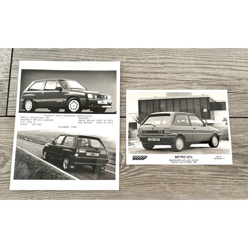 155 - 75+ PERIOD PRESS AND PRIVATE PHOTO PRINTSFord/Austin-Rover/Vauxhall press images of the 1970s, 80s, ... 