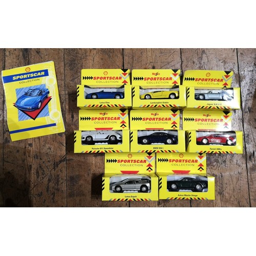 158 - A COLLECTION OF OVER 20 BOXED MODEL CARSIncluding 1:36 Maisto models for the Shell Sportscar colleci... 