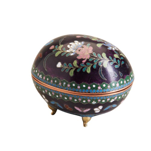 13 - A JAPANESE GINBARI EGG-SHAPED BOX AND COVERMEIJI PERIOD (1868-1912)decorated with crysanthemums and ... 