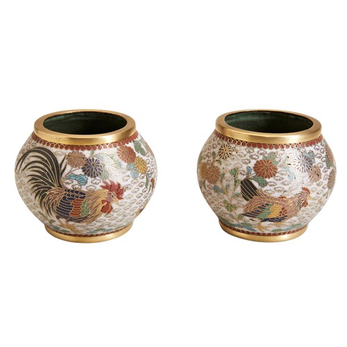 34 - A PAIR OF JAPANESE CLOISONNÉ POTSATTRIBUTED TO NAMIKAWA YASUYUKI (1845-1927)each finely decorated in... 