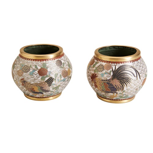 34 - A PAIR OF JAPANESE CLOISONNÉ POTSATTRIBUTED TO NAMIKAWA YASUYUKI (1845-1927)each finely decorated in... 