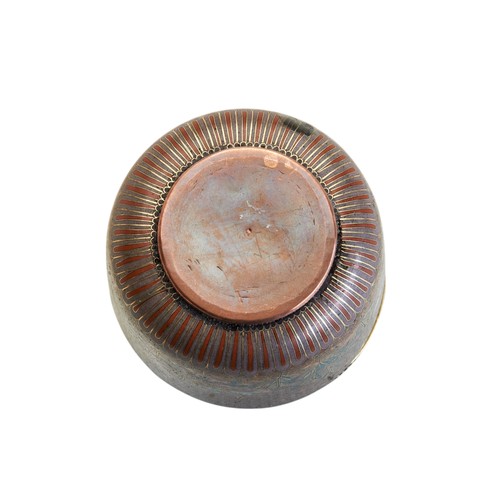 A FINE CLOISONNÉ ENAMEL BOX AND COVERATTRIBUTED TO NAMIKAWA