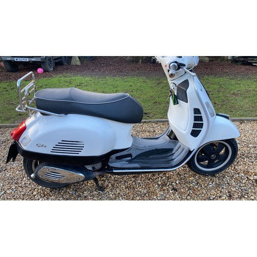 103 - 2010 Vespa GTS 125Registration Number: LJ10 EGDFrame Number: ZAPM4530000009373Engine Number: M455M97... 