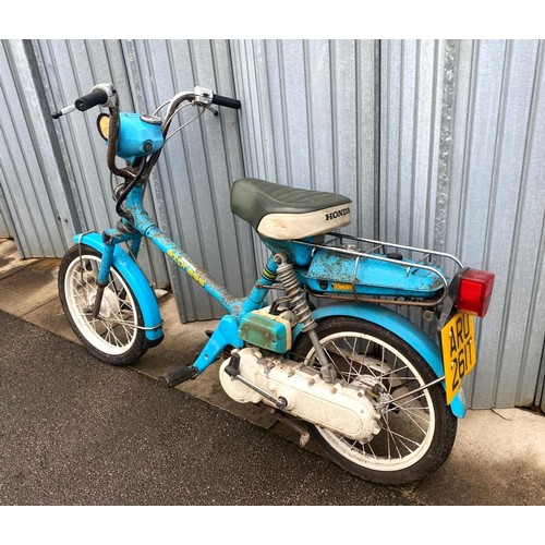 113 - 1979 Honda NC50 ExpressRegistration Number: ARU 261TFrame Number: NC502111045The Honda Express met t... 