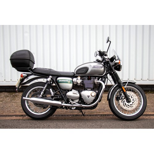 37 - 2022 Triumph T120 Bonneville Goldline EditionRegistration Number: WG22 JYAFrame Number: SMTDAD75HWNY... 