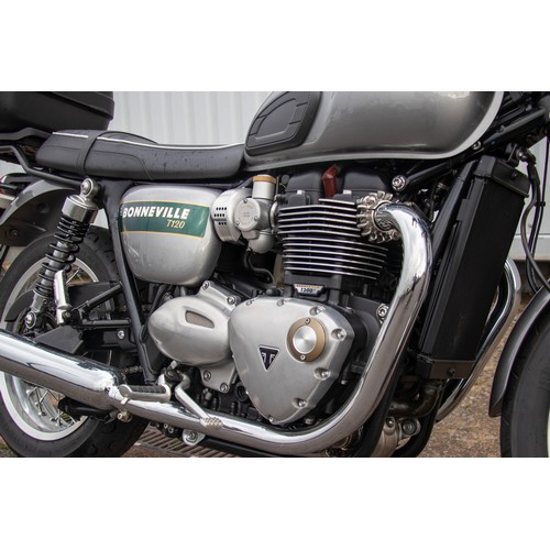 37 - 2022 Triumph T120 Bonneville Goldline EditionRegistration Number: WG22 JYAFrame Number: SMTDAD75HWNY... 