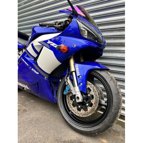 99 - 2001 Yamaha YZF R1Registration Number: BX51 RX2Frame Number: JYARN041000022276Engine Number: N503E00... 