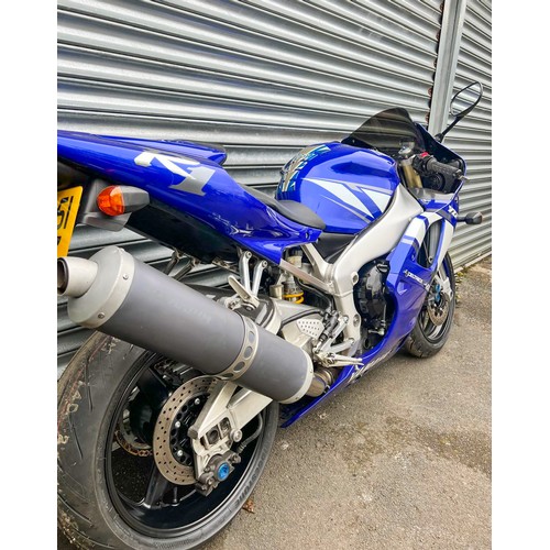 99 - 2001 Yamaha YZF R1Registration Number: BX51 RX2Frame Number: JYARN041000022276Engine Number: N503E00... 