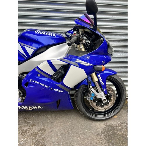 99 - 2001 Yamaha YZF R1Registration Number: BX51 RX2Frame Number: JYARN041000022276Engine Number: N503E00... 