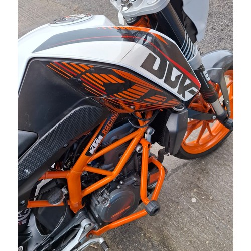 110A - 2013 KTM 390 DukeRegistration Number: FL63 PWYFrame Number: VBKJGJ407DC208153Engine Number: 03902016... 