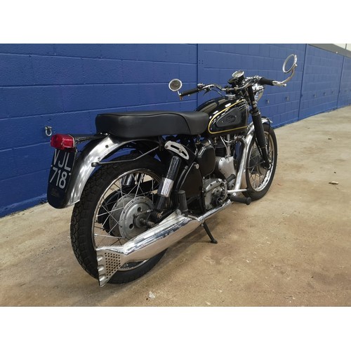 32 - 1963 Velocette Venom      Registration Number: VJL 718Frame Number: R514315- Well presented, matchin... 