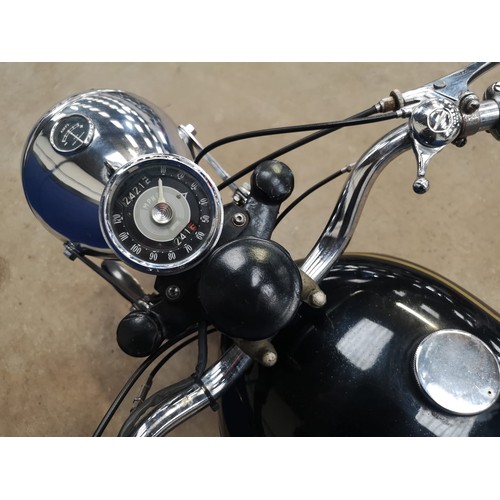 32 - 1963 Velocette Venom      Registration Number: VJL 718Frame Number: R514315- Well presented, matchin... 