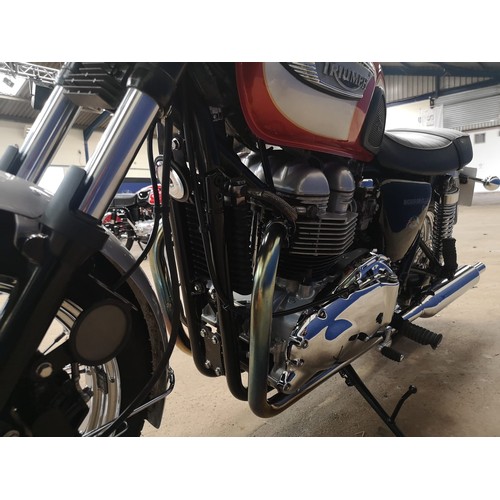 35 - 2002 Triumph Bonneville Centennial
Registration Number: WJ52 PHYFrame Number: SMTTJ902TM3161641Engin... 