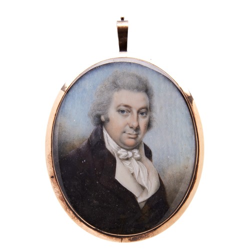 544 - A LATE 18TH CENTURY PORTRAIT MINIATURE OF GENTLEMAN, the oval panel hand painted with portrait of ge... 