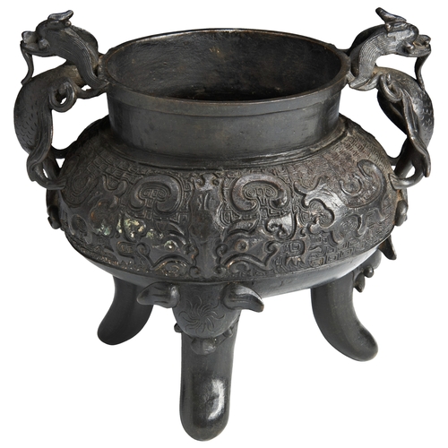 149 - A GOOD ARCHAISTIC BRONZE TRIPOD CENSERLATE MING / EARLY QING DYNASTY双龙耳铜炉 晚明/清早of compressed globula... 