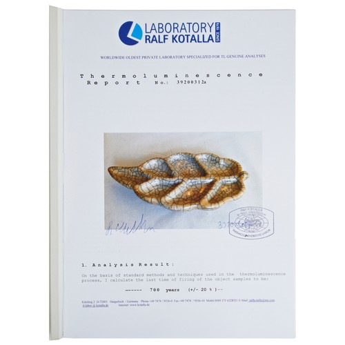 161 - A 'GUAN' LEAF-SHAPED BRUSH WASHERYUAN/MING DYNASTY ‘官’ 窑笔洗 元/明  the pale greyish-brown glaze covered... 