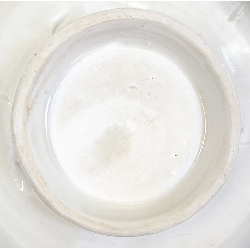 159 - A CARVED DING-TYPE 'LOTUS' BOWLNORTHERN SONG DYNASTY定窑花口盏 北宋the deep well potted lobed bowl covered ... 