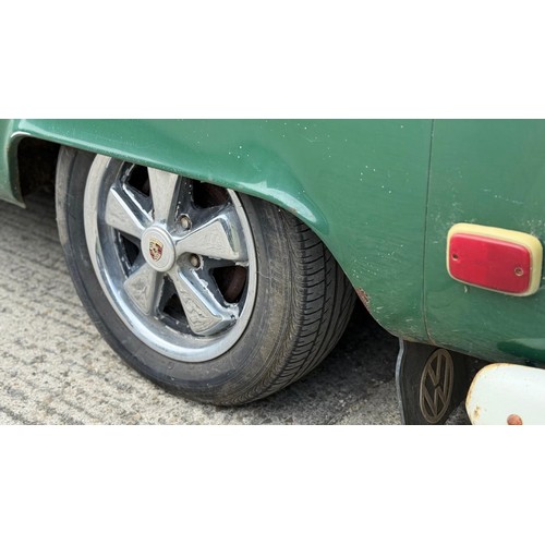 124 - 1971 Volkswagen Type 2 Bay Window CamperRegistration Number: XFW 114JChassis Number: 22120448450Reco... 