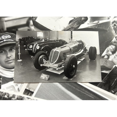 118 - c.100 PERIOD MOTOR RACING PHOTOGRAPHS A good selection including a number of driver portraits, touri... 