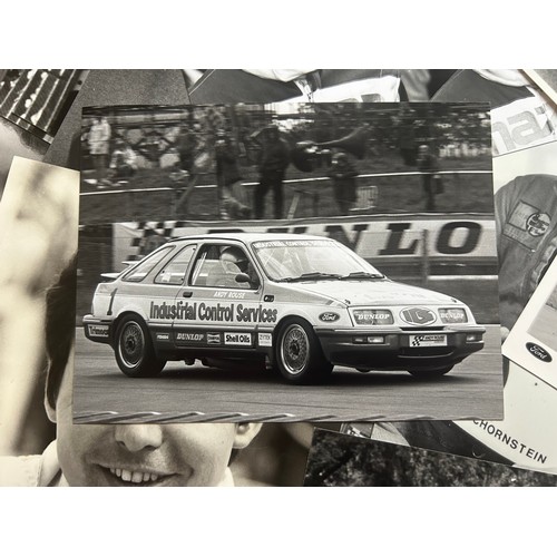 118 - c.100 PERIOD MOTOR RACING PHOTOGRAPHS A good selection including a number of driver portraits, touri... 