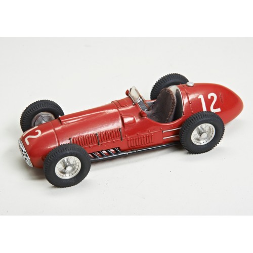 102 - A COLLECTION OF SCRATCH BUILT 1950S-60S GRAND PRIX MODELS1961 FERRARI DINO 156 SHARKNOSEA 1:24 scrat... 
